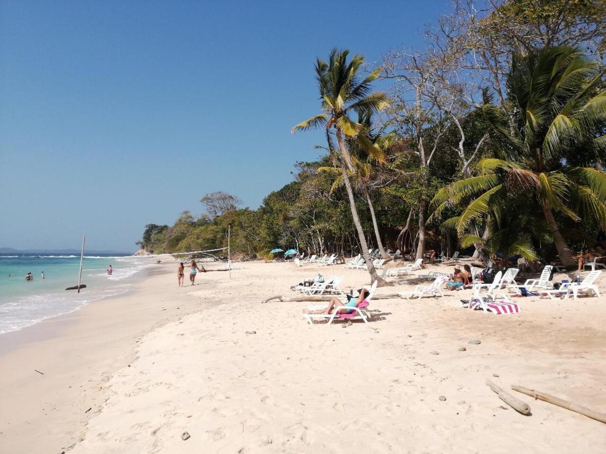 Sonny Island Resort Cabanas Frente Al Mar Punta Bajo Rico Exterior photo
